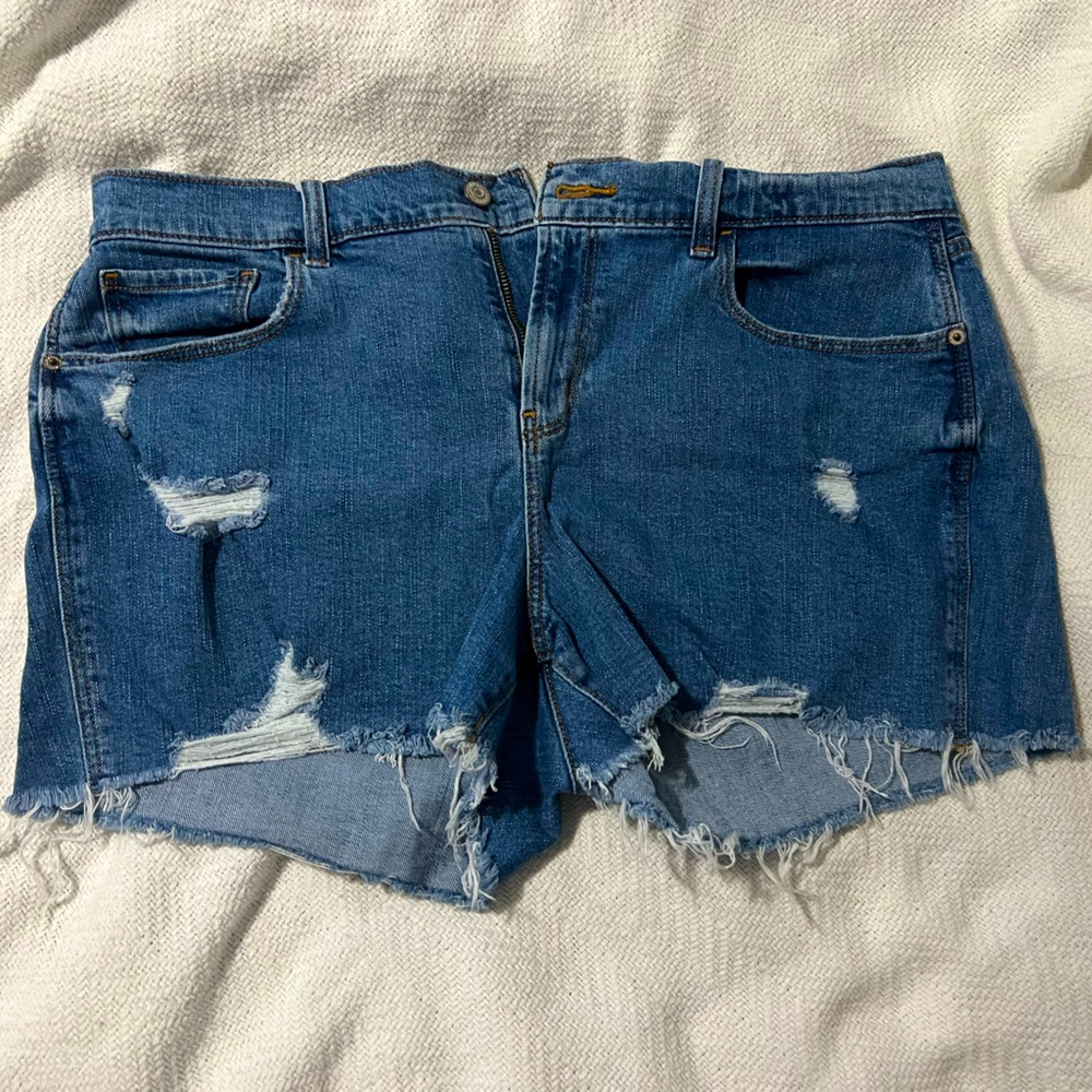 Old Navy Boyfriend Jean Shorts